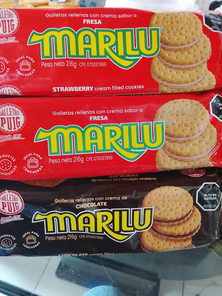 MARILU (fresa , chocolate, vainilla )