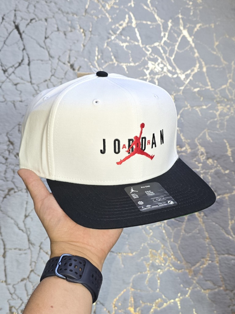 Jordan PRO Blanca/Negra