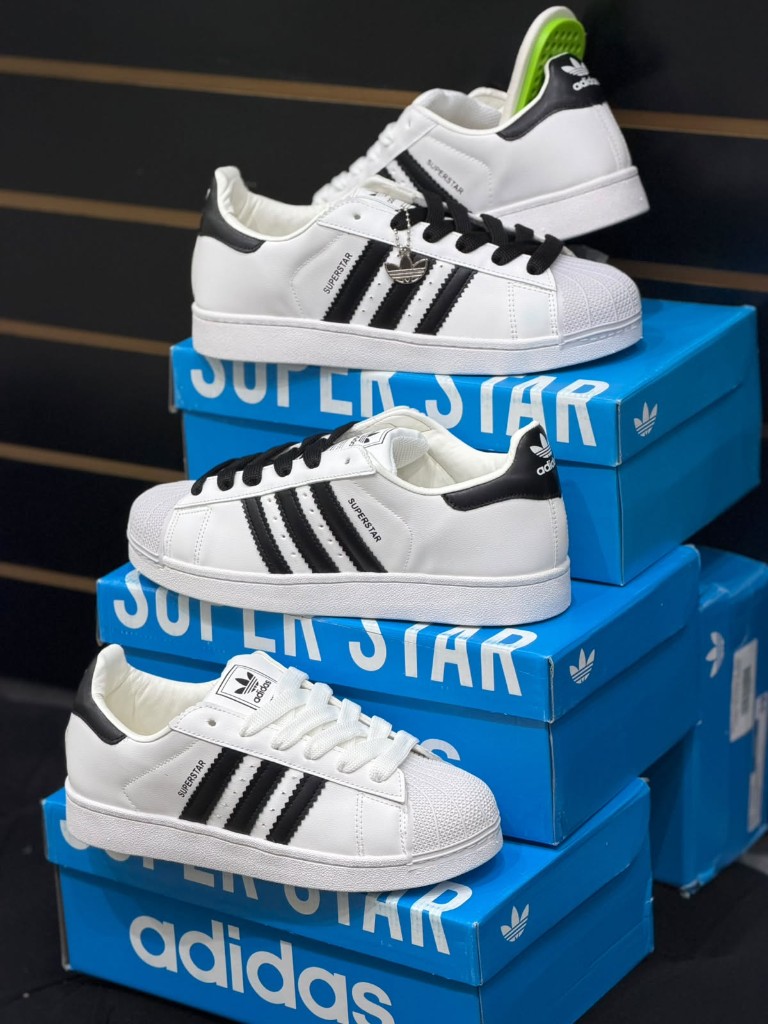 Adidas Superstar blancas