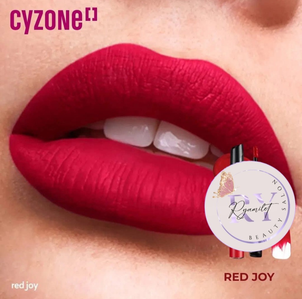 Studio look Red Joy