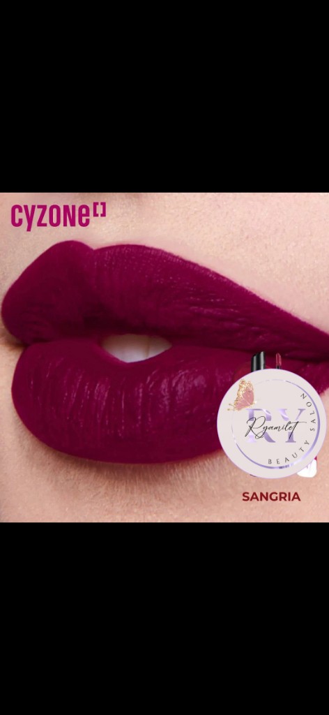 Studio look Sangria