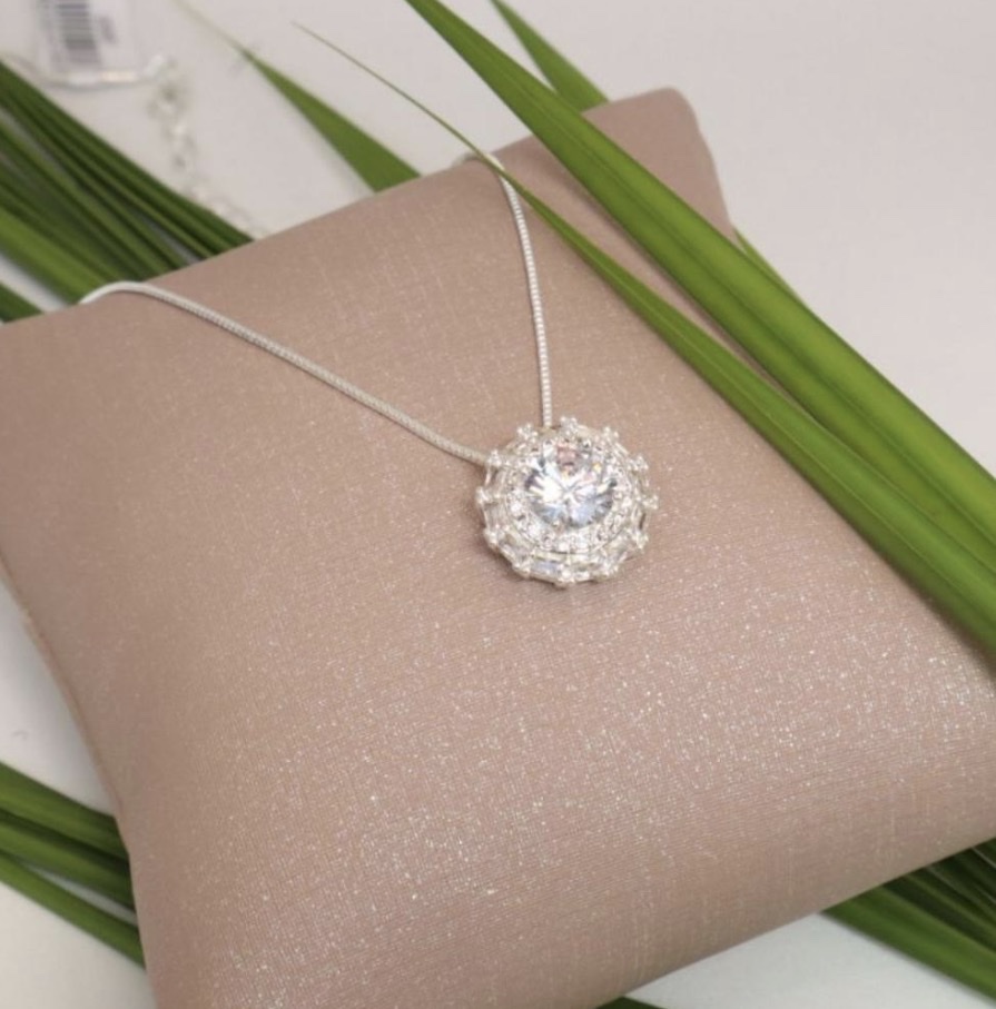 Colar pedra cravejado