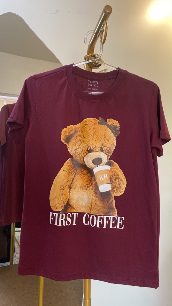 T-shirt vinho urso coffee