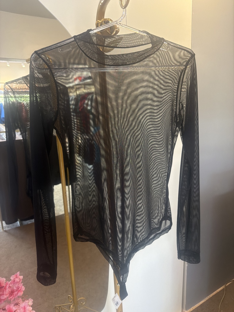 Body preto transparente