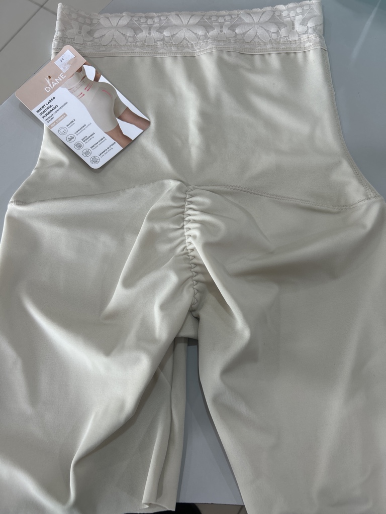 Short largo Control abdomen