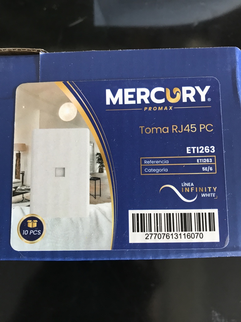 Mercury toma RJ45 blanco