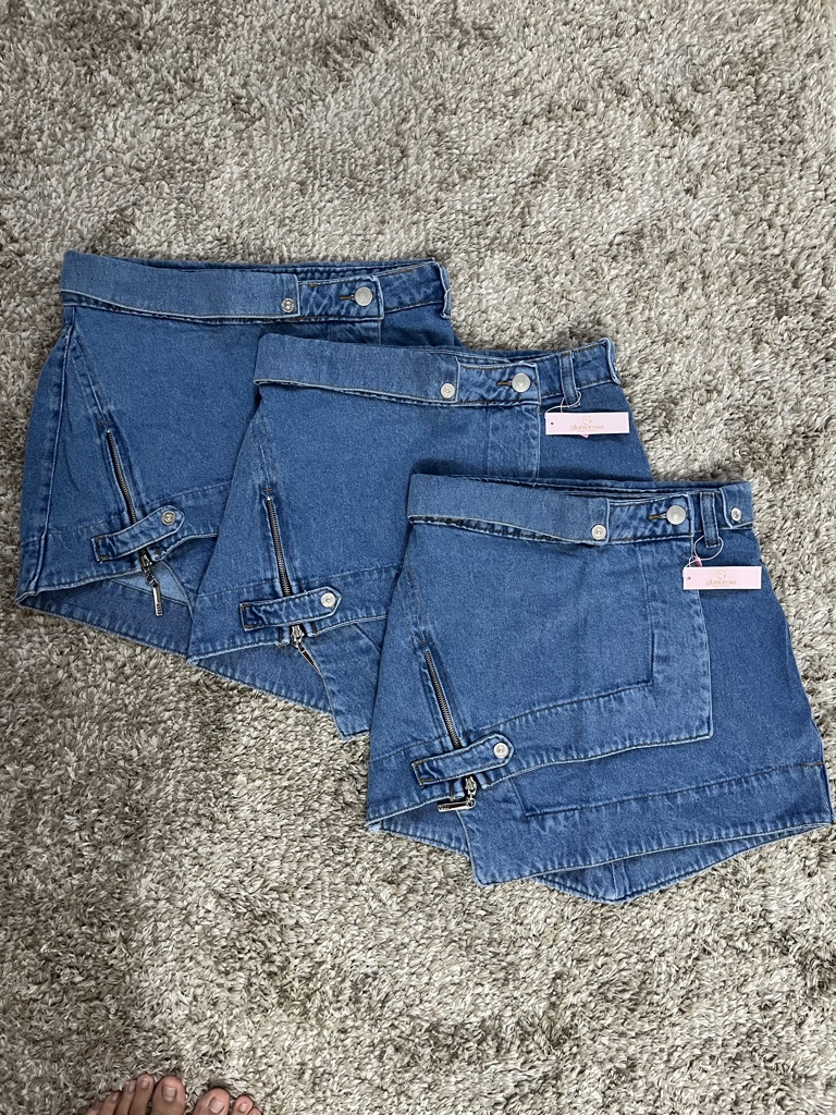 Saia Jeans envelope