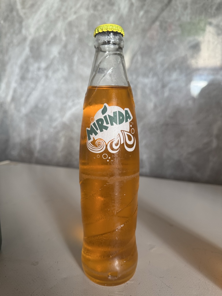 Mirinda en vidrio banana 12Onz