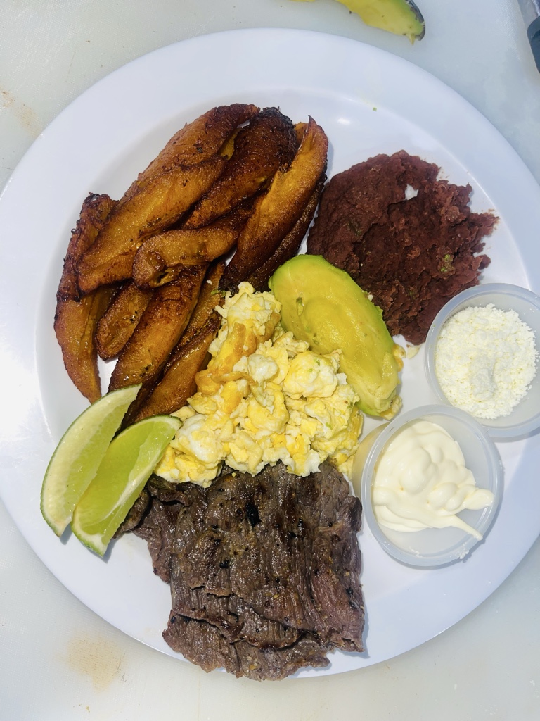 Desayuno con carne