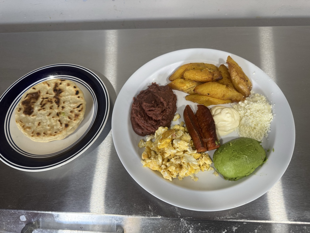 Desayuno con embutido