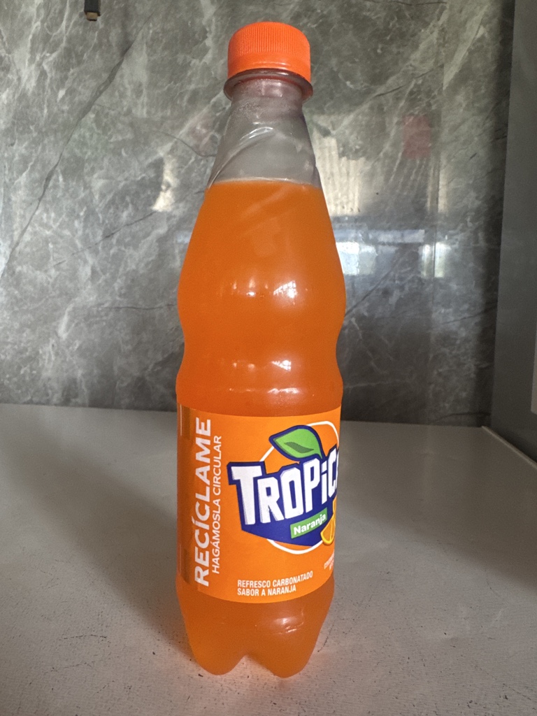Tropical naranja desechable 500ml