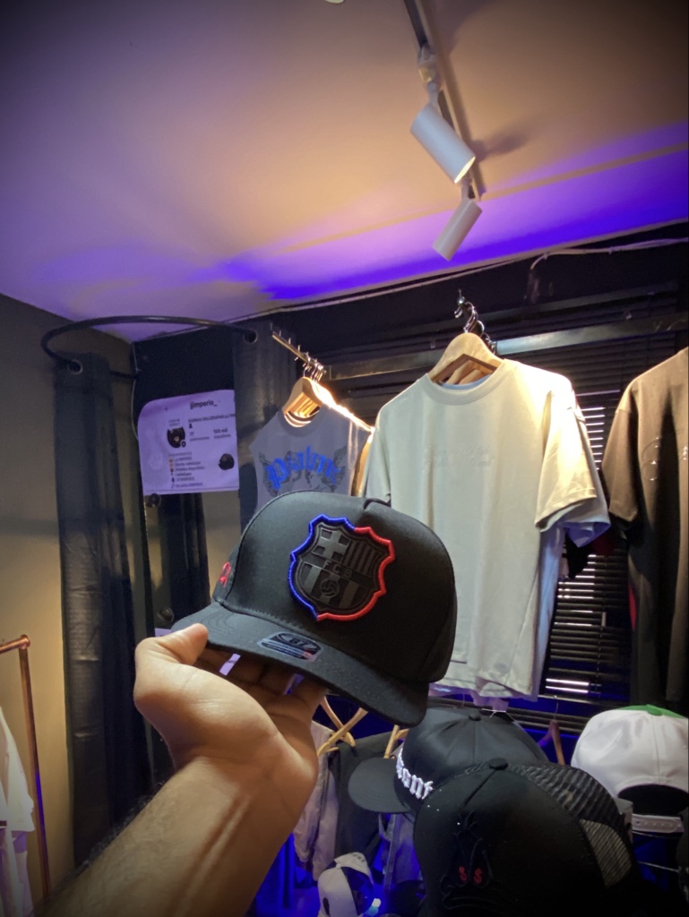Gorra negra Barcelona