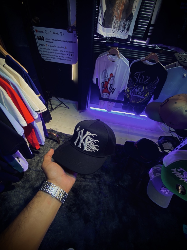 NY gorra negra