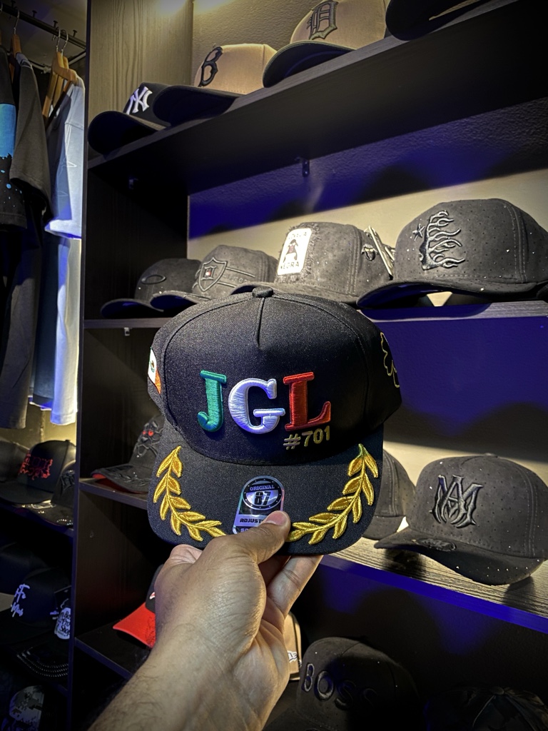 JGL gorra negra