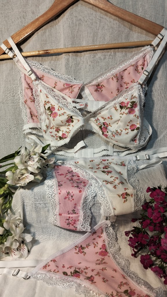 Conjunto Peonia
