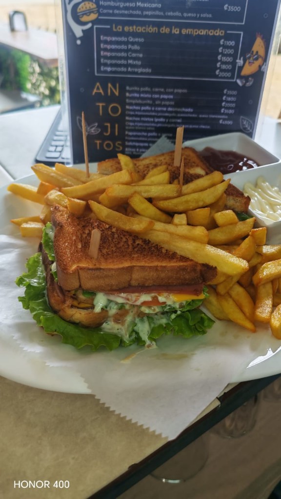 Club Sandwich Carne