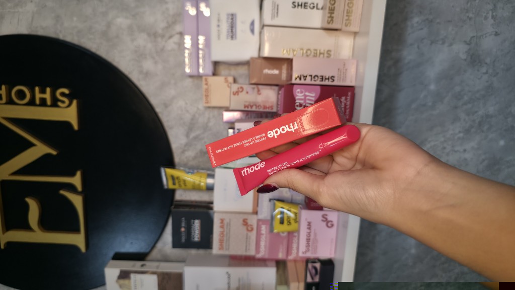 Rhode Peptide Lip Tint