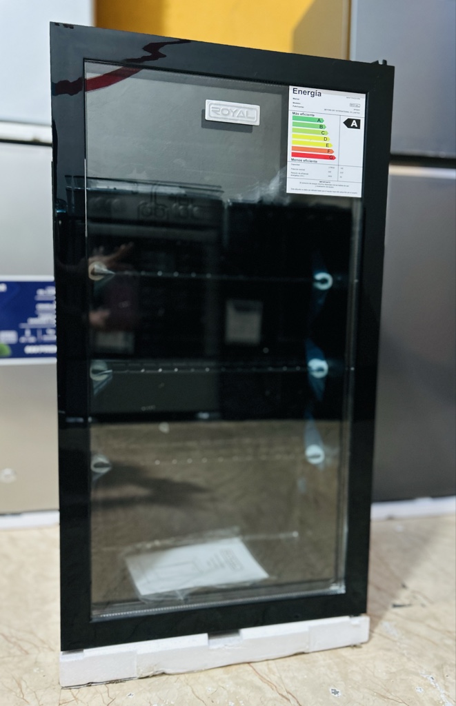 Royal refrigeradora negra exhibidor mini