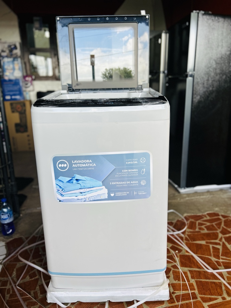 Lavadora automática blanca 11,5 kg