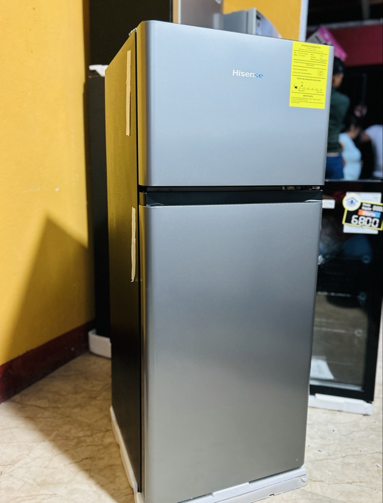 Hisense refrigeradora gris 5