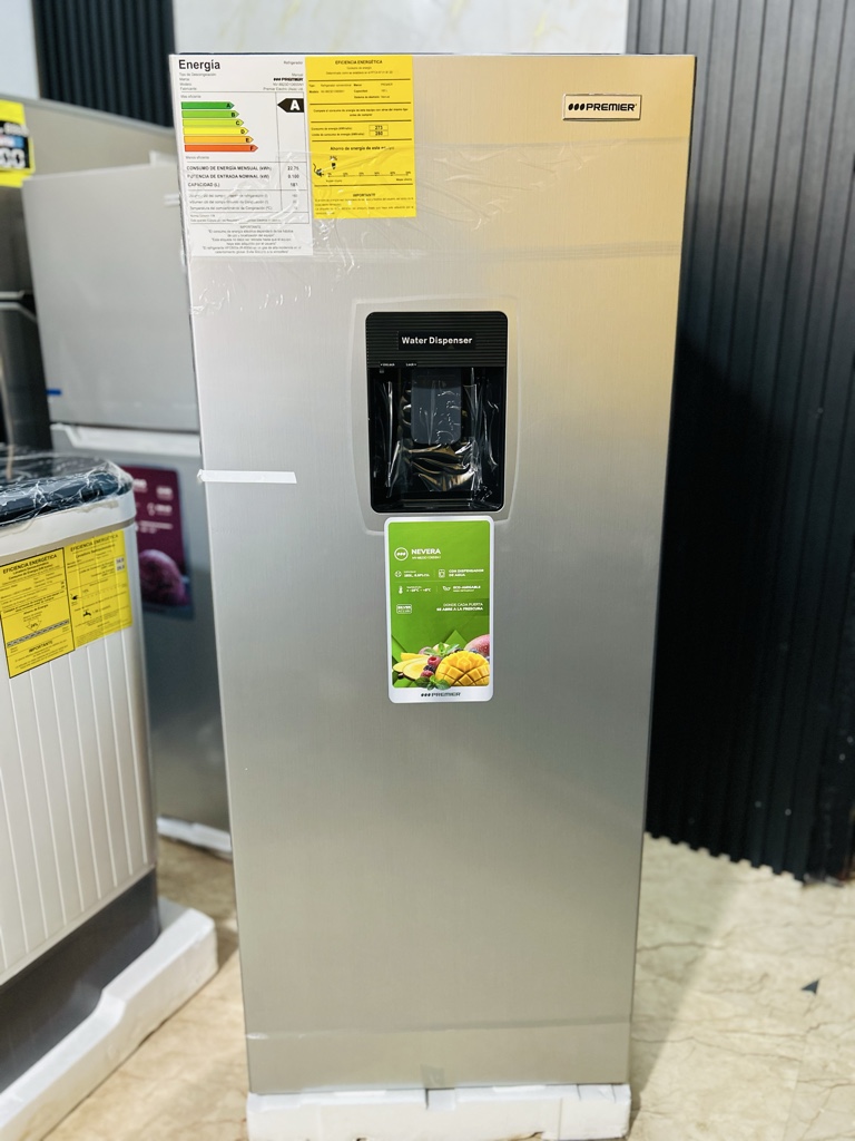 Premier refrigeradora plateada