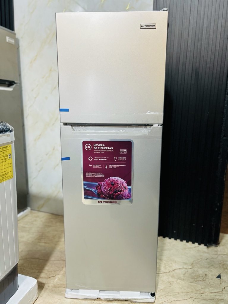 Premier refrigeradora silver 5 pie
