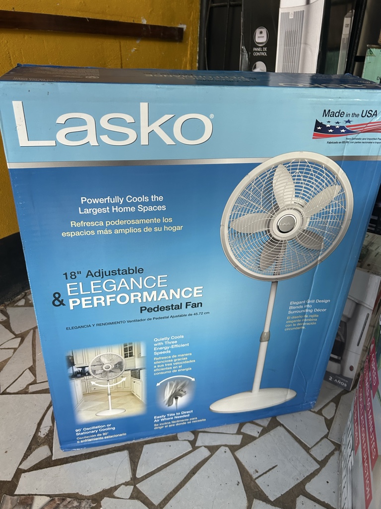 Lasko abanico pedestal blanco 18"