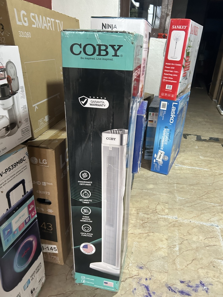 Coby ventilador torre blanco