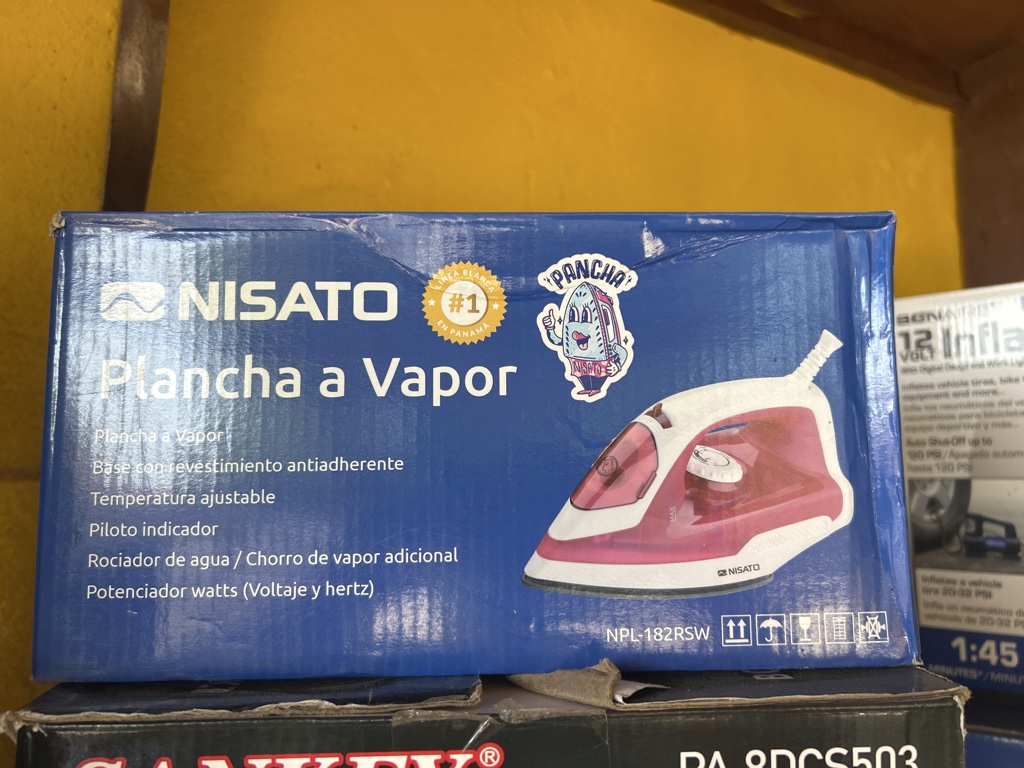 Nisato plancha a vapor rosa