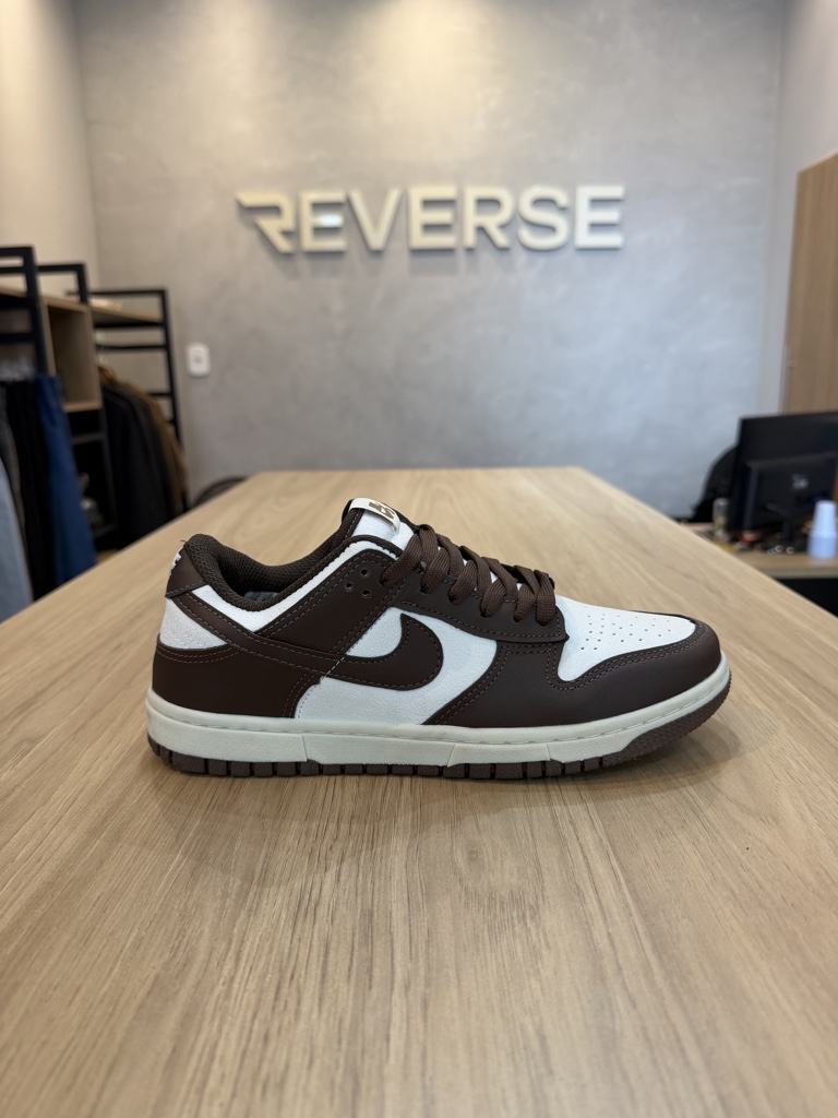 NIKE DUNK MARROM/BRANCO