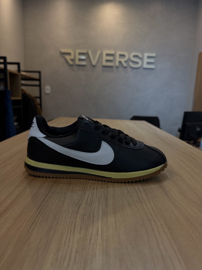 NIKE CORTEZ PRETO BEGE