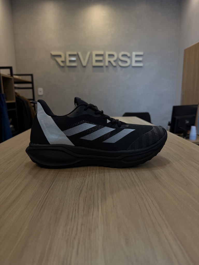 ADIDAS ADZERO - TAMANHO ESPECIAL