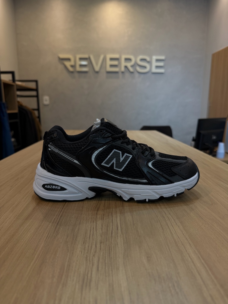 NEW BALANCE 530 PRETO BRANCO