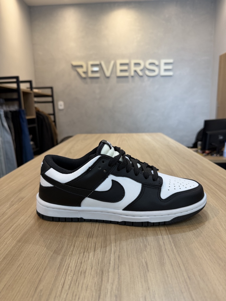 NIKE DUNK PRETO/BRANCO