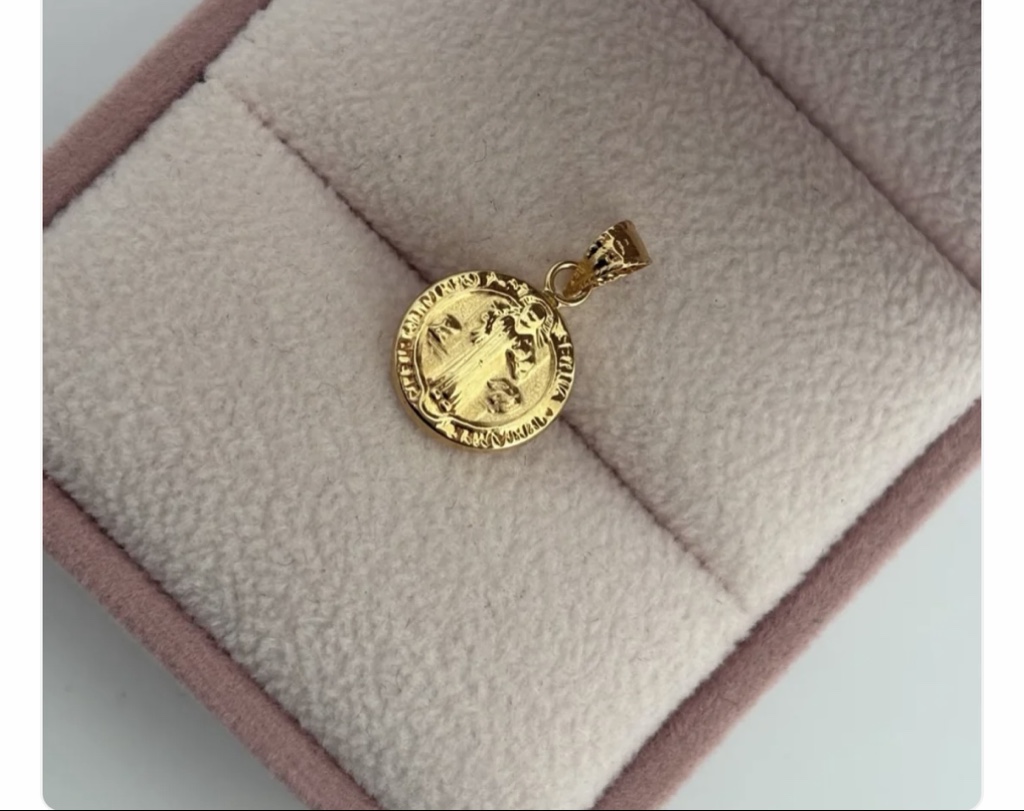 DIJE SAN BENITO LISO 1,4CM ORO AMARILLO COL 18K - 0,41GR