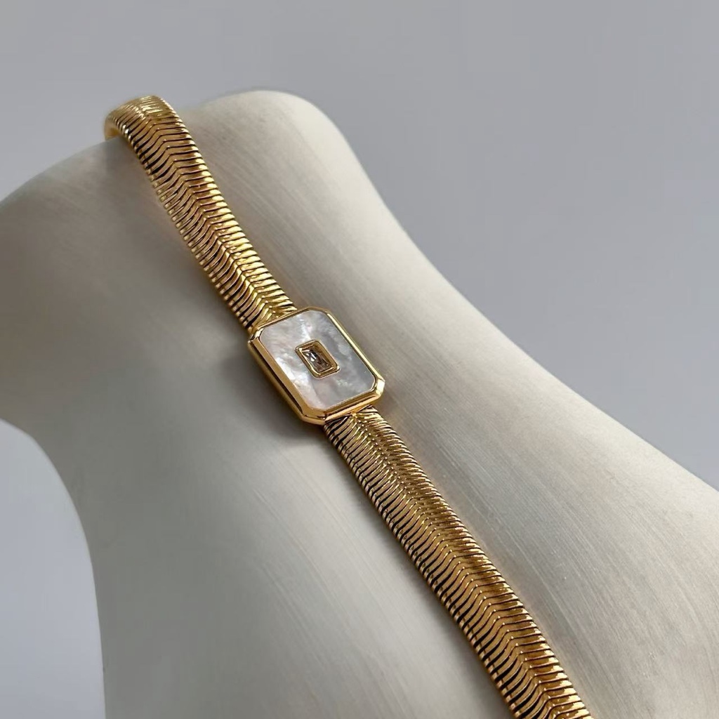 Brazalete tipo Reloj
