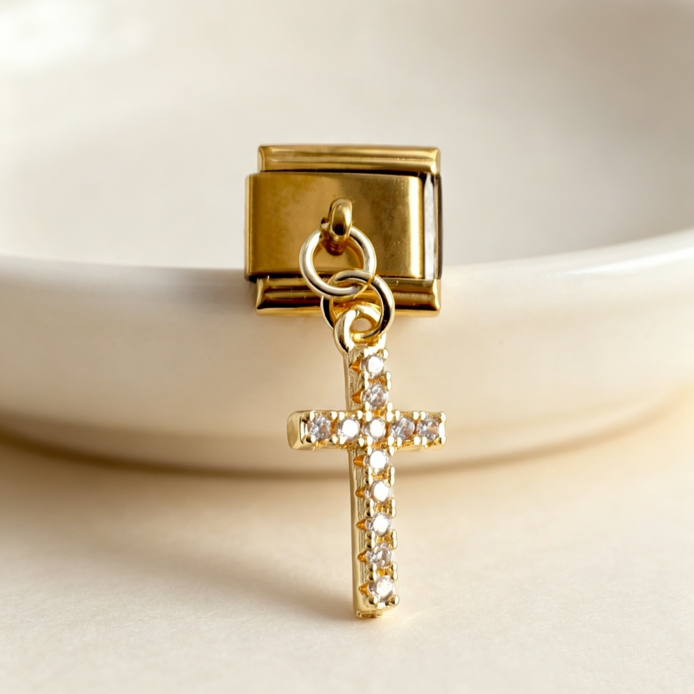 Charm Cruz