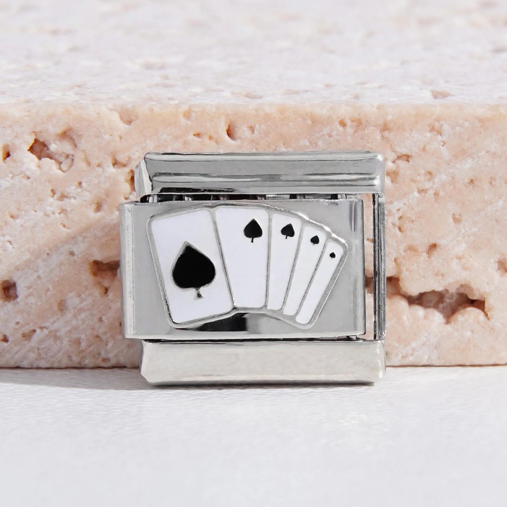 Charm Baraja