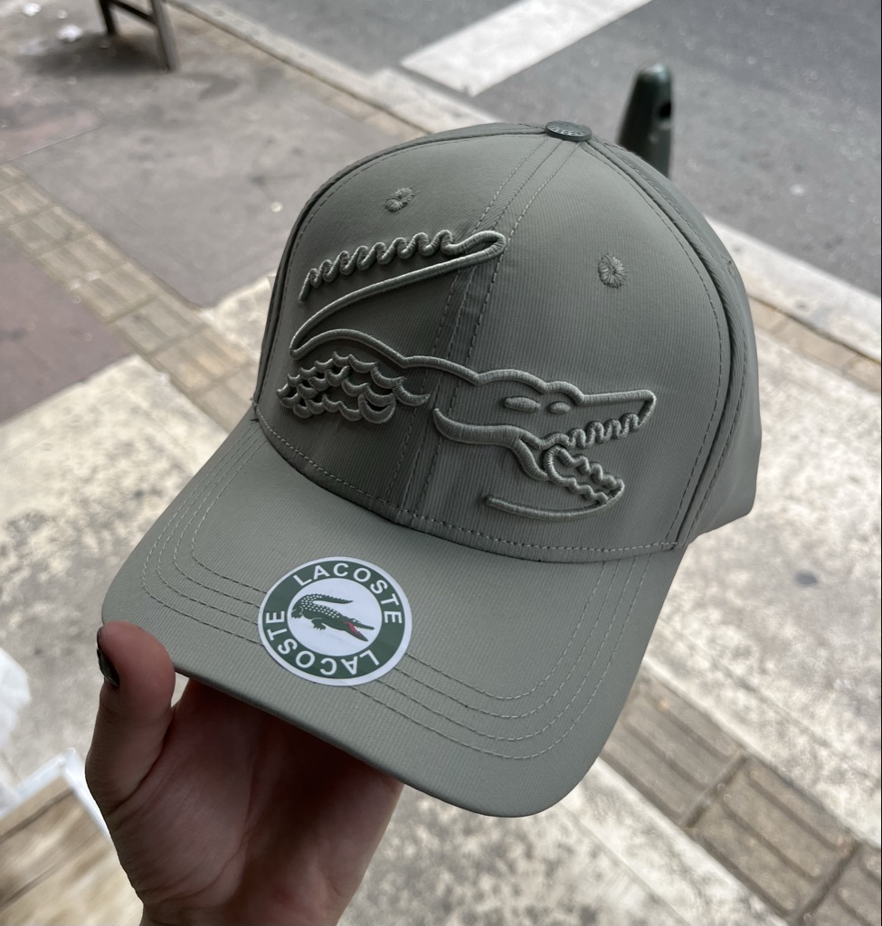 Gorra verde Lacoste