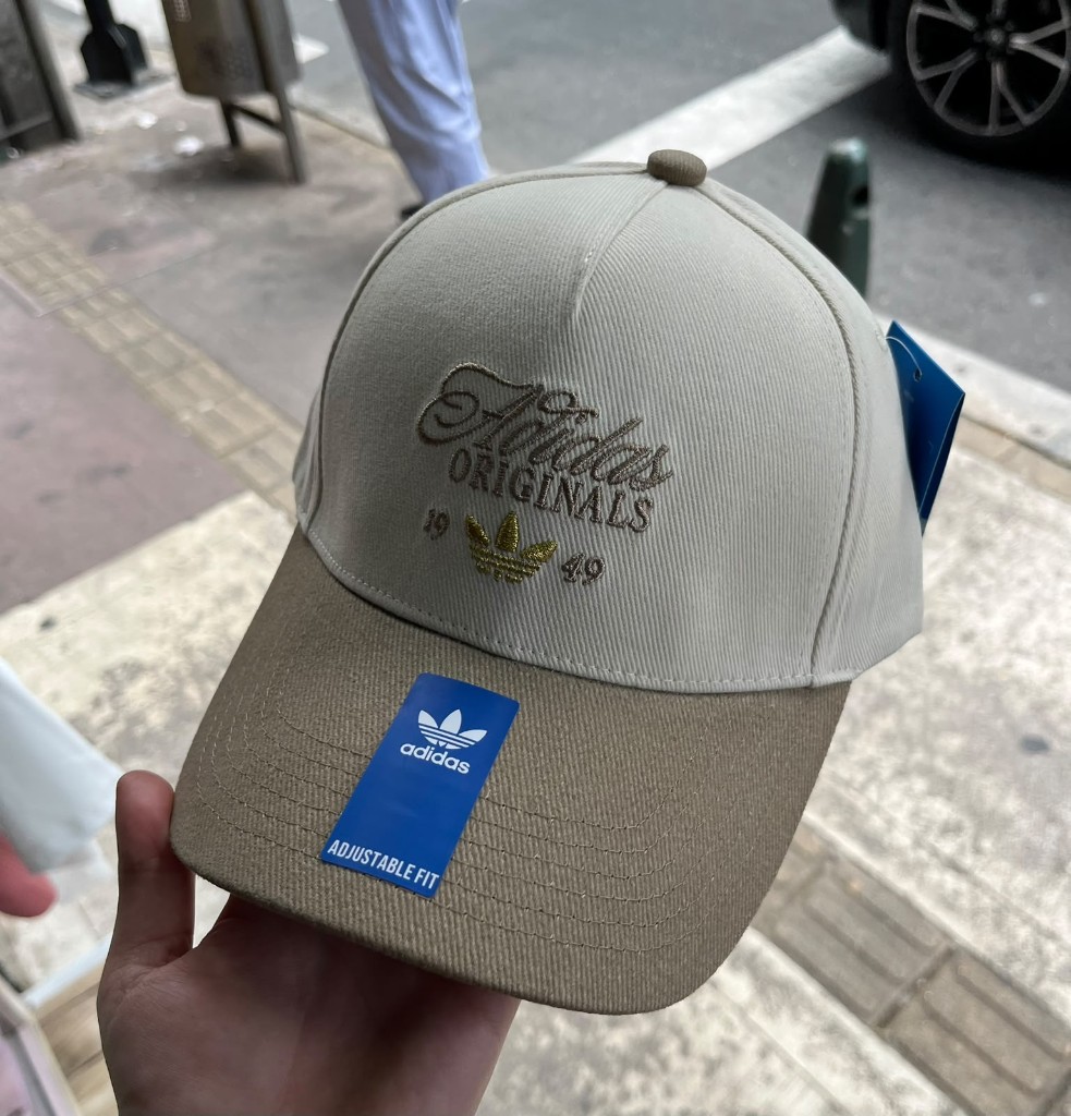 Gorra adidas originals beige retro