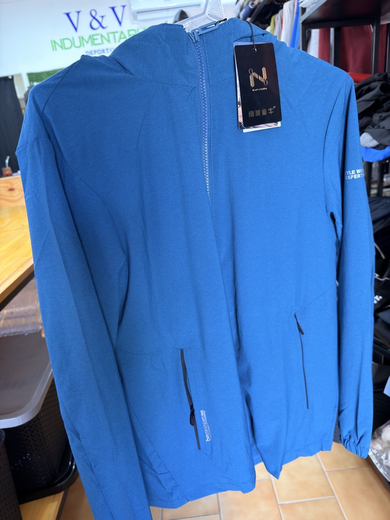 Campera rompeviento 5xl azul