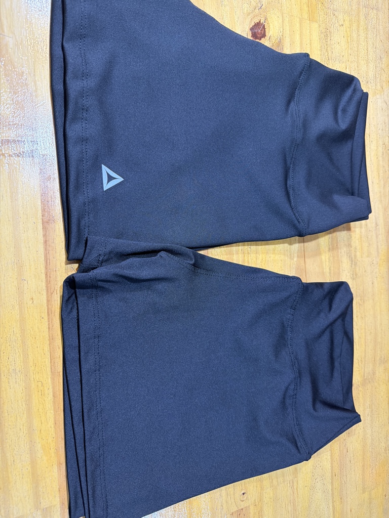 Calzas cortas negras talle 5