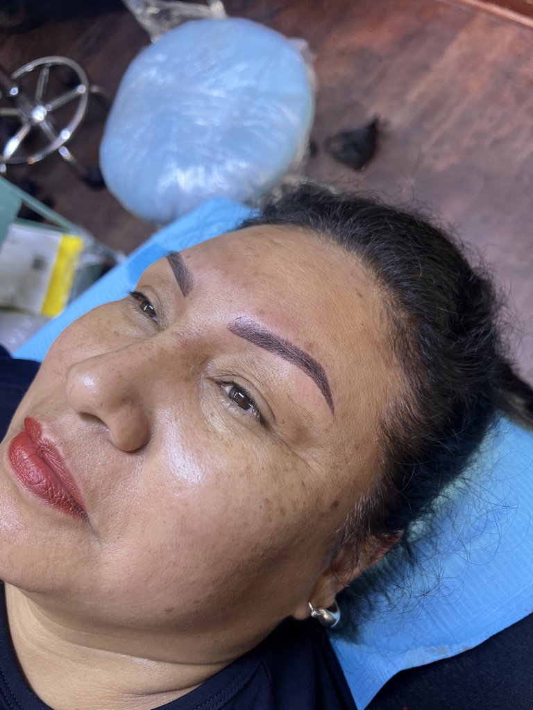 Shadow brow