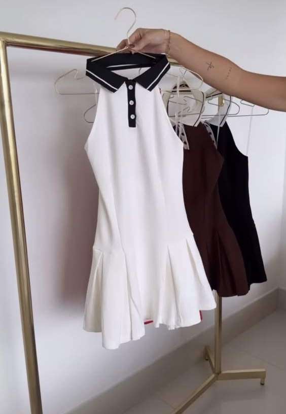 Vestido americano blanco cuello negro