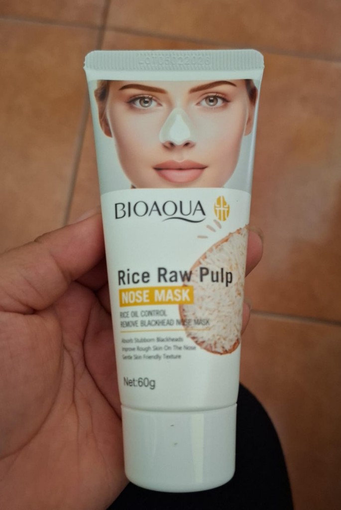 Crema puntos negros