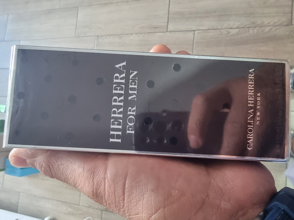 CAROLINA HERRERA MEN
