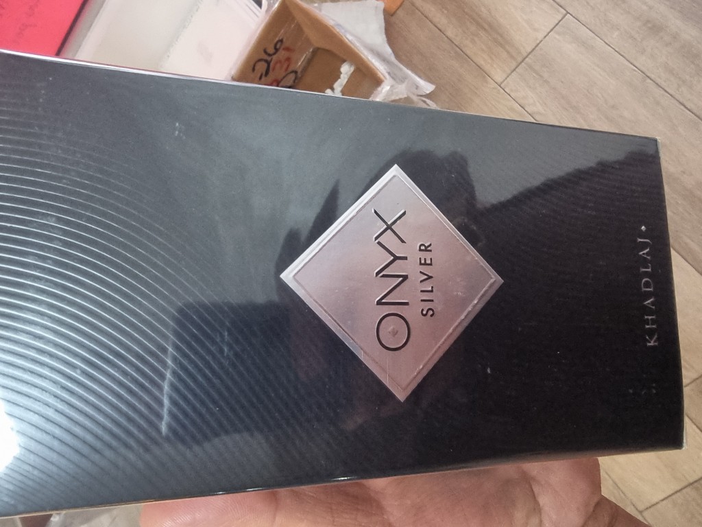 ONYX SILVER (CASTLEY)