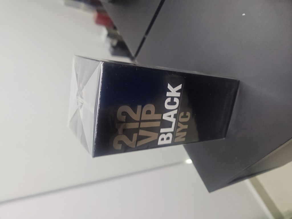212 VIP BLACK