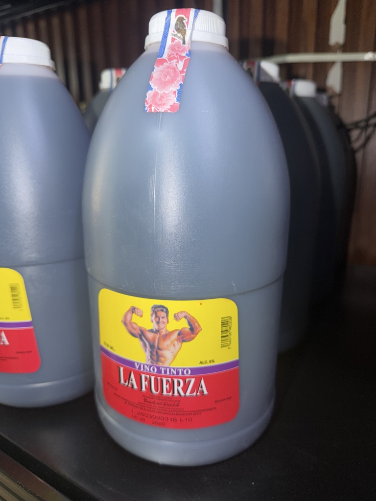 Vino Fuerza red wine 1/2 gallon