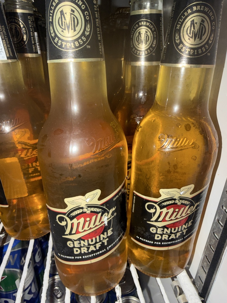 Cerveza Miller Genuine Draft beer